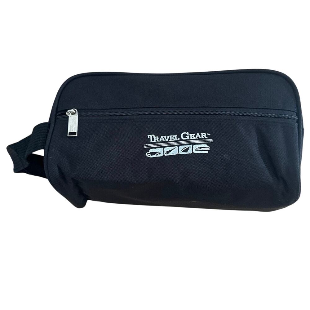 Travel Gear black large Toiletry bag simple zipper on one side and top